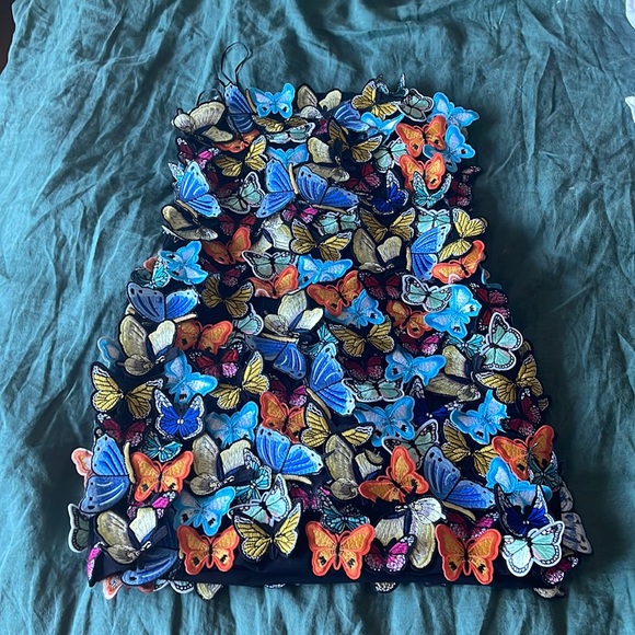 TAKE FLIGHT STRAPLESS BUTTERFLY PATCH MINI DRESS IN MULTI - Picture 9 of 9